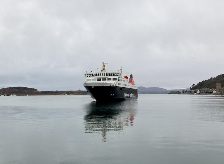 Waiting for the ferry from Oban to Mull